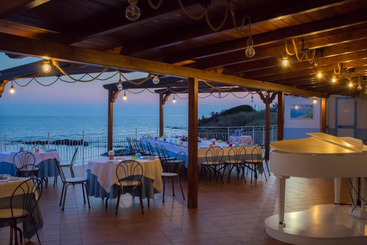 Hotel Ferretti Diamante Exterior foto